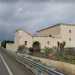  possibile ammirare la Masseria gi dalla tangenziale di Bari, l dove svetta nei pressi delluscita per Poggiofranco